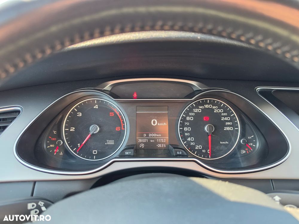 Audi A4 Avant 2.0 TDI - 8