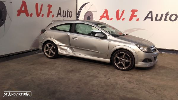 Para Peças Opel Astra H Gtc (A04) - 2