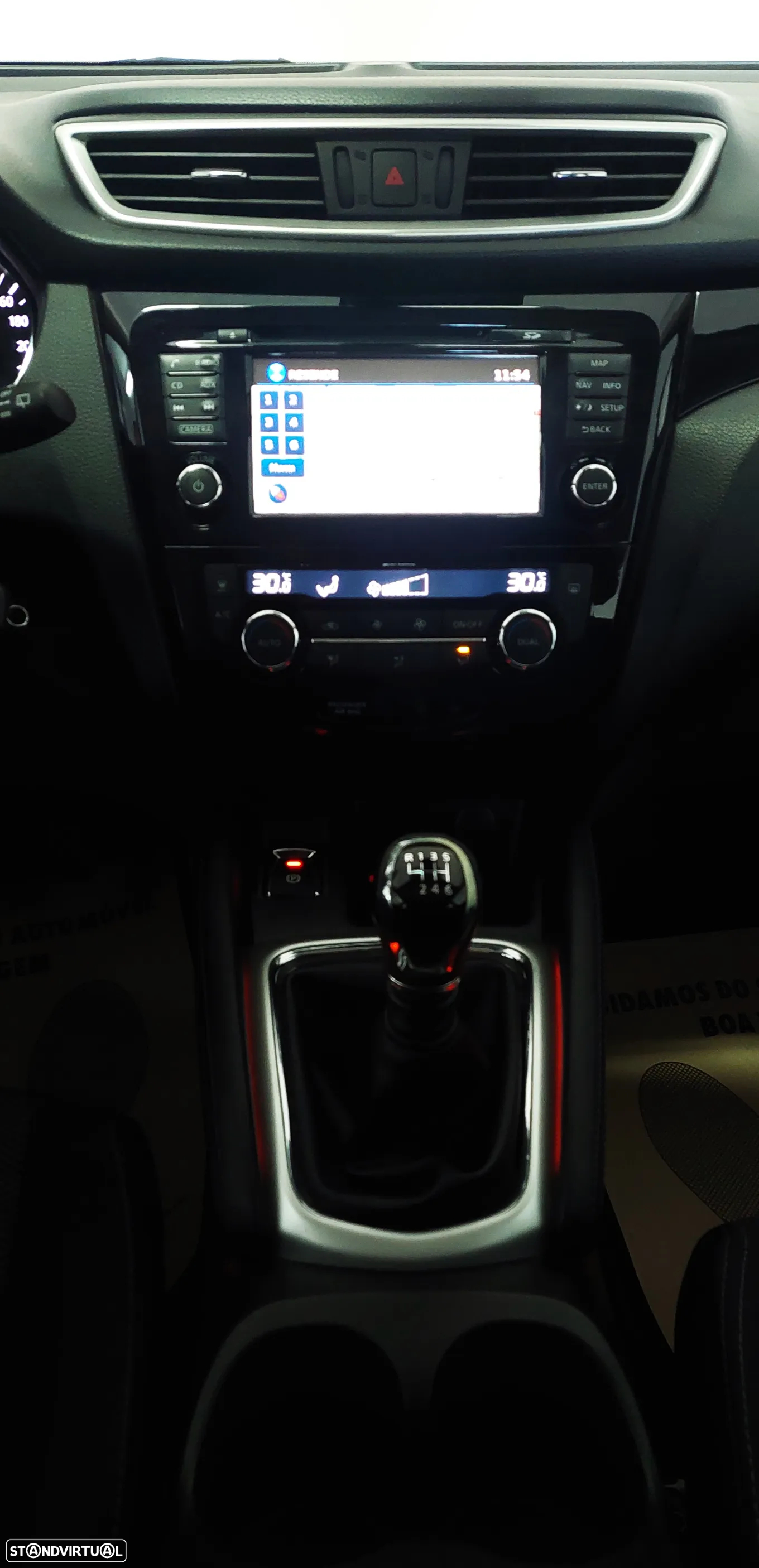 Nissan Qashqai 1.5 dCi N-Connecta - 13
