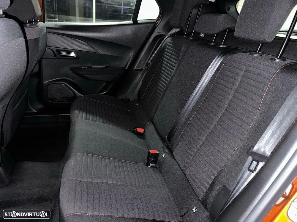 Peugeot 2008 1.2 PureTech Active Pack EAT8 - 8