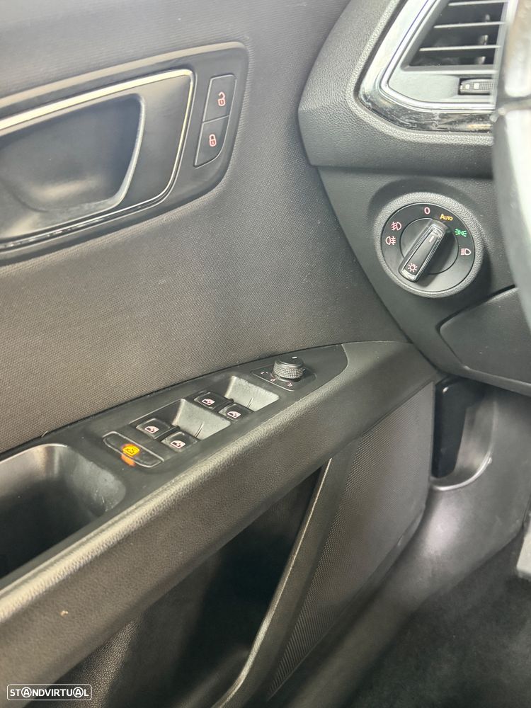 SEAT Leon ST 1.6 TDI Style Ecomotive - 15