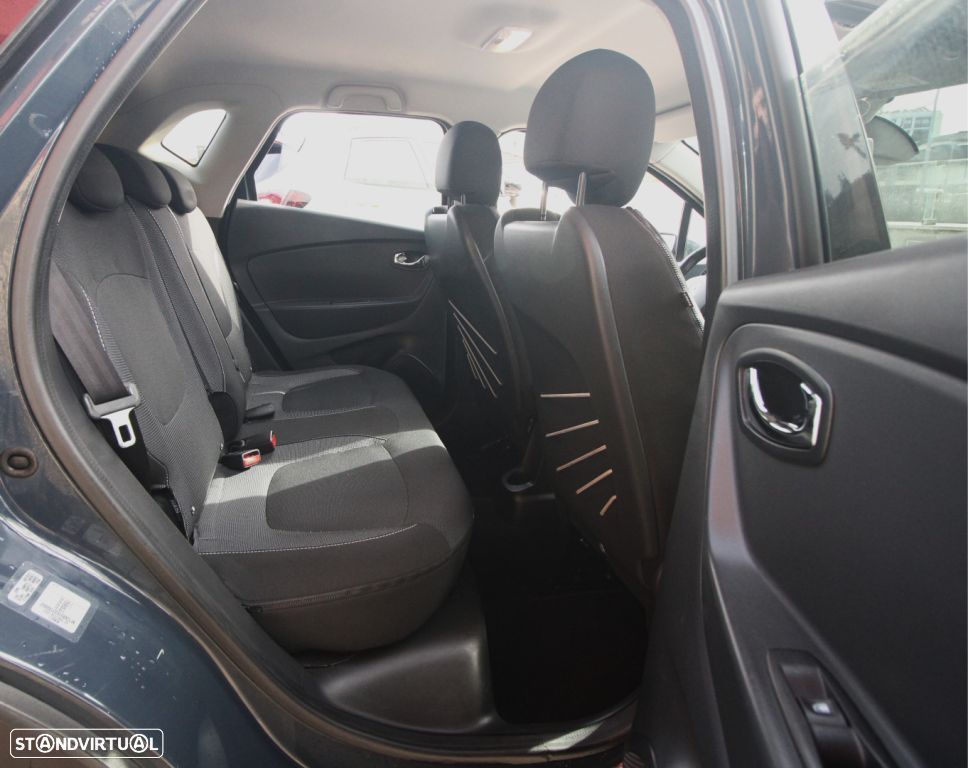 Renault Captur 1.2 TCe Initiale Paris EDC - 23