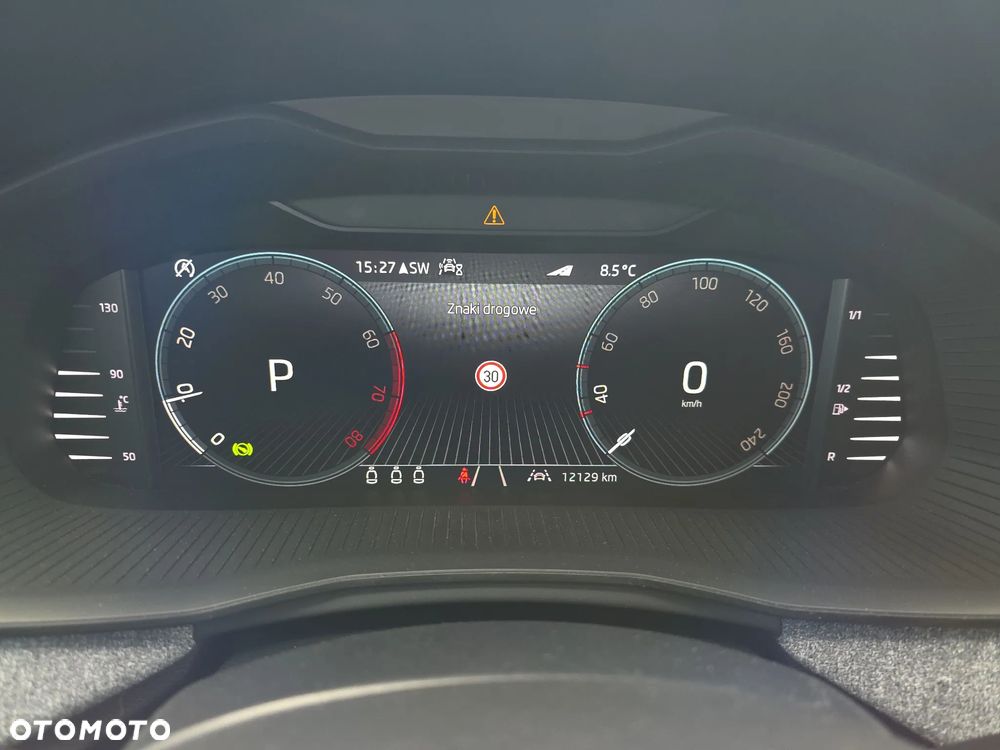 Skoda Scala 1.5 TSI Selection DSG - 18