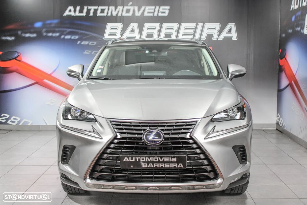 Lexus NX 300h Executive+ - 23