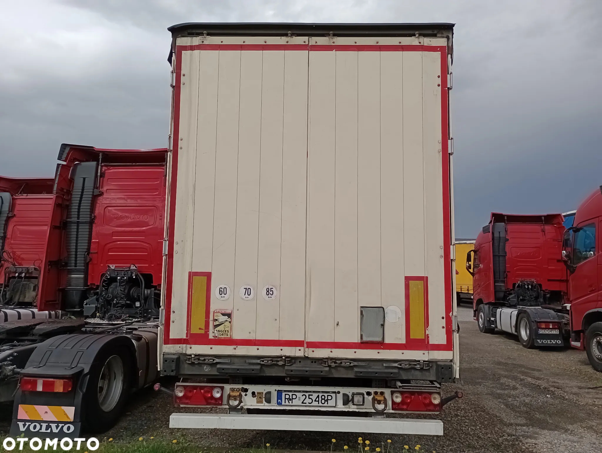 Schmitz Cargobull SCB Varios - 5