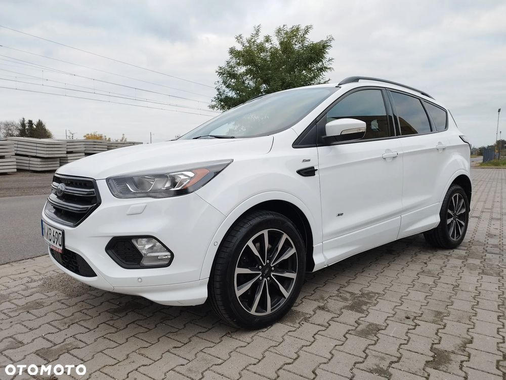 Ford Kuga 2.0 TDCi 4x4 ST-Line - 24