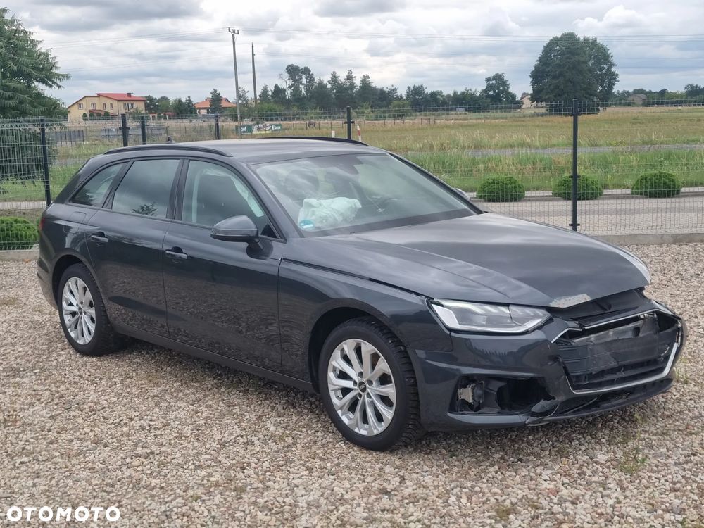Audi A4 Avant 35 TDI S tronic