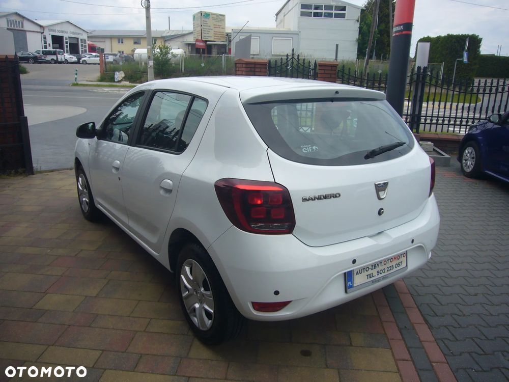 Dacia Sandero 0.9 TCe SL Celebration S&S - 9