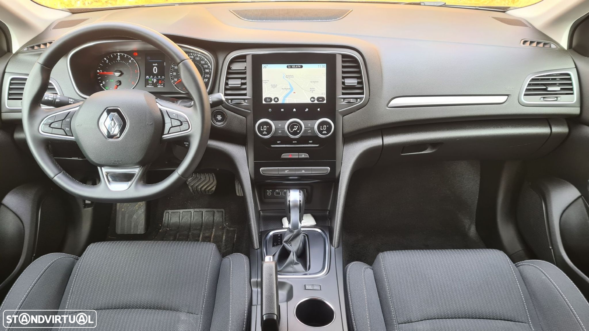 Renault Mégane 1.5 Blue dCi Intens EDC - 10