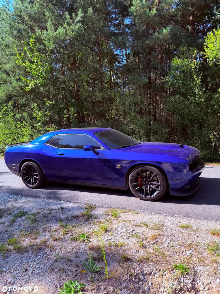 Dodge Challenger 6.4 Scat Pack - 4