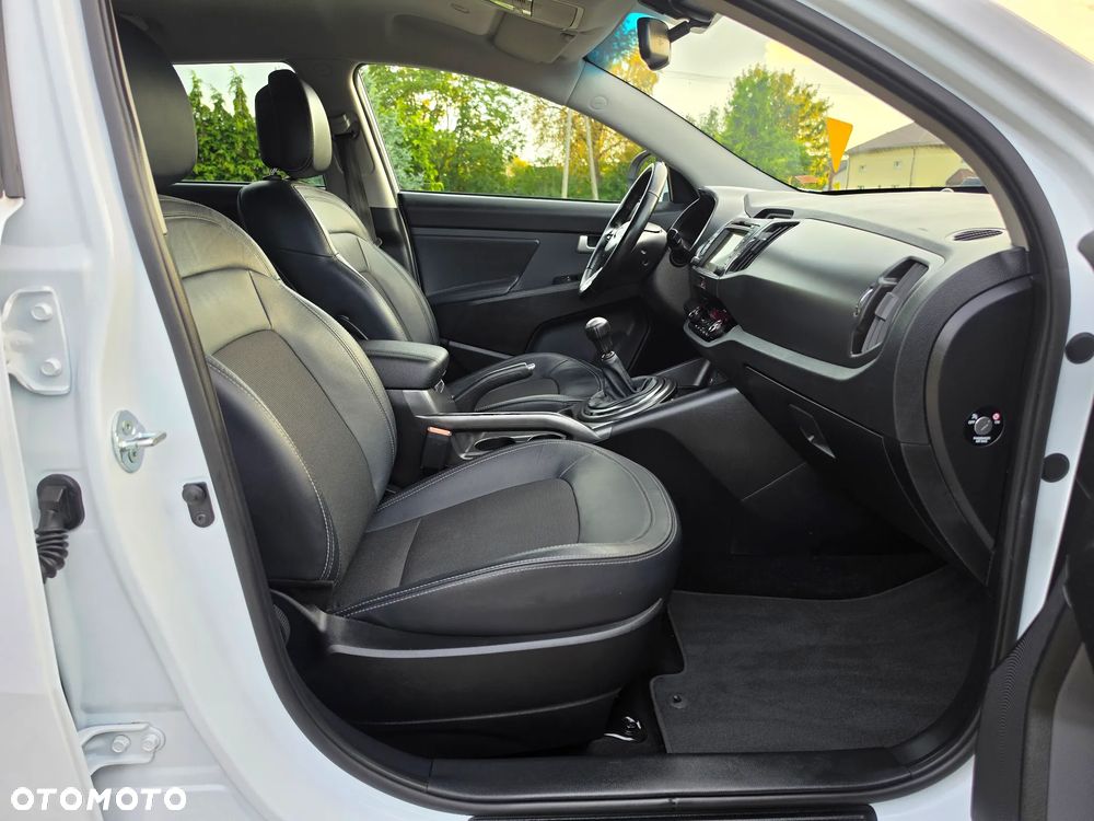 Kia Sportage 2.0 XL 2WD - 38