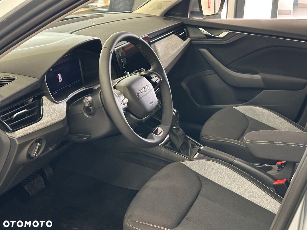 Skoda Kamiq 1.5 TSI Drive DSG - 11