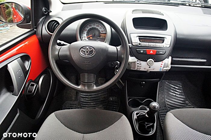 Toyota Aygo CoolRed - 19