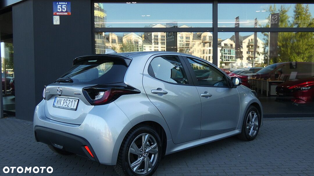 Mazda 2 - 4