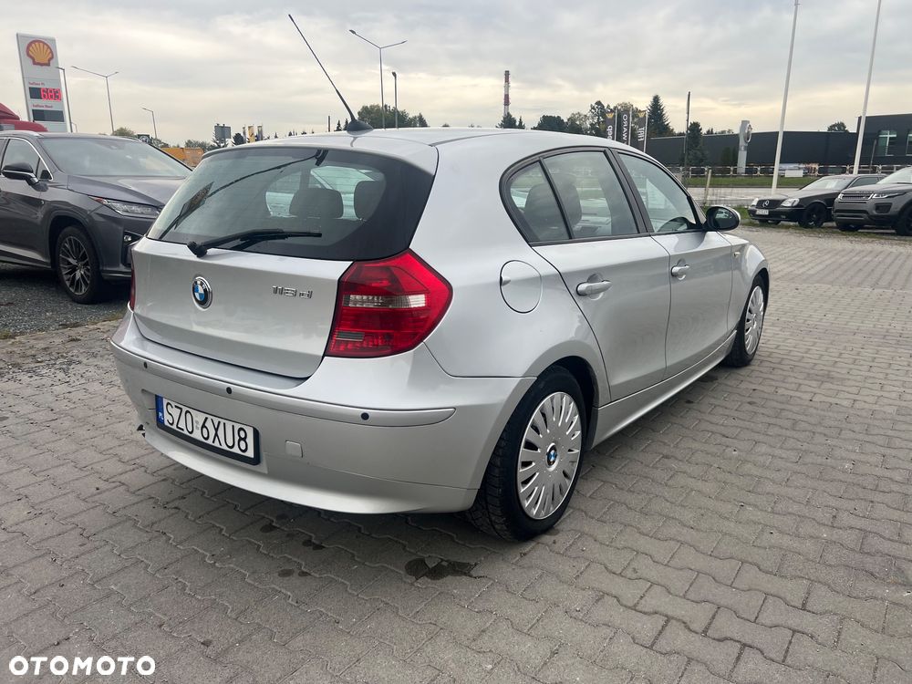 BMW Seria 1 118d DPF - 3