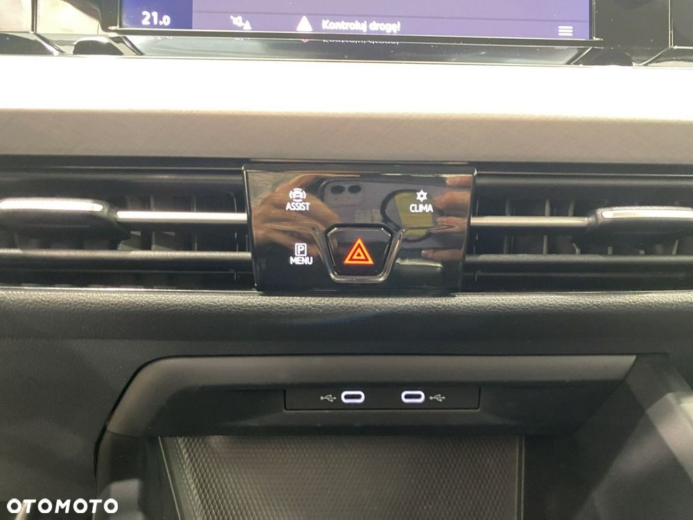 Volkswagen Golf 2.0 TDI Life - 22