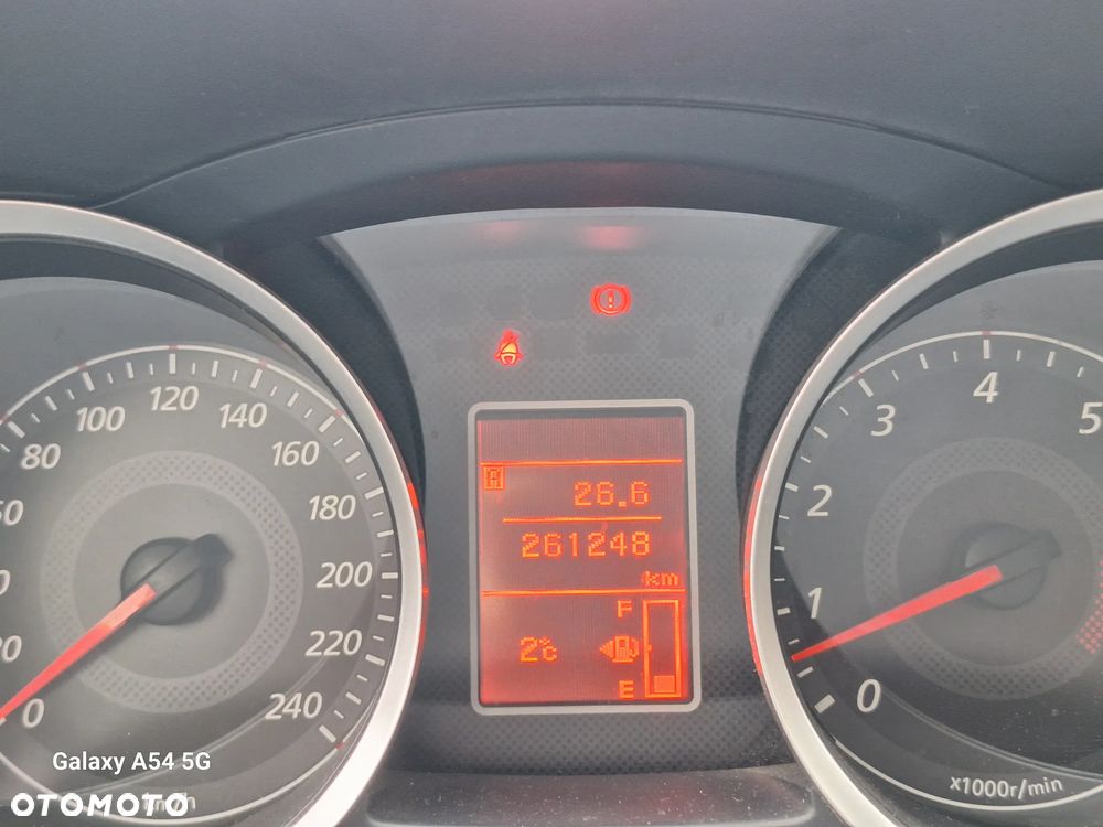 Mitsubishi Lancer 1.8 Intense - 36