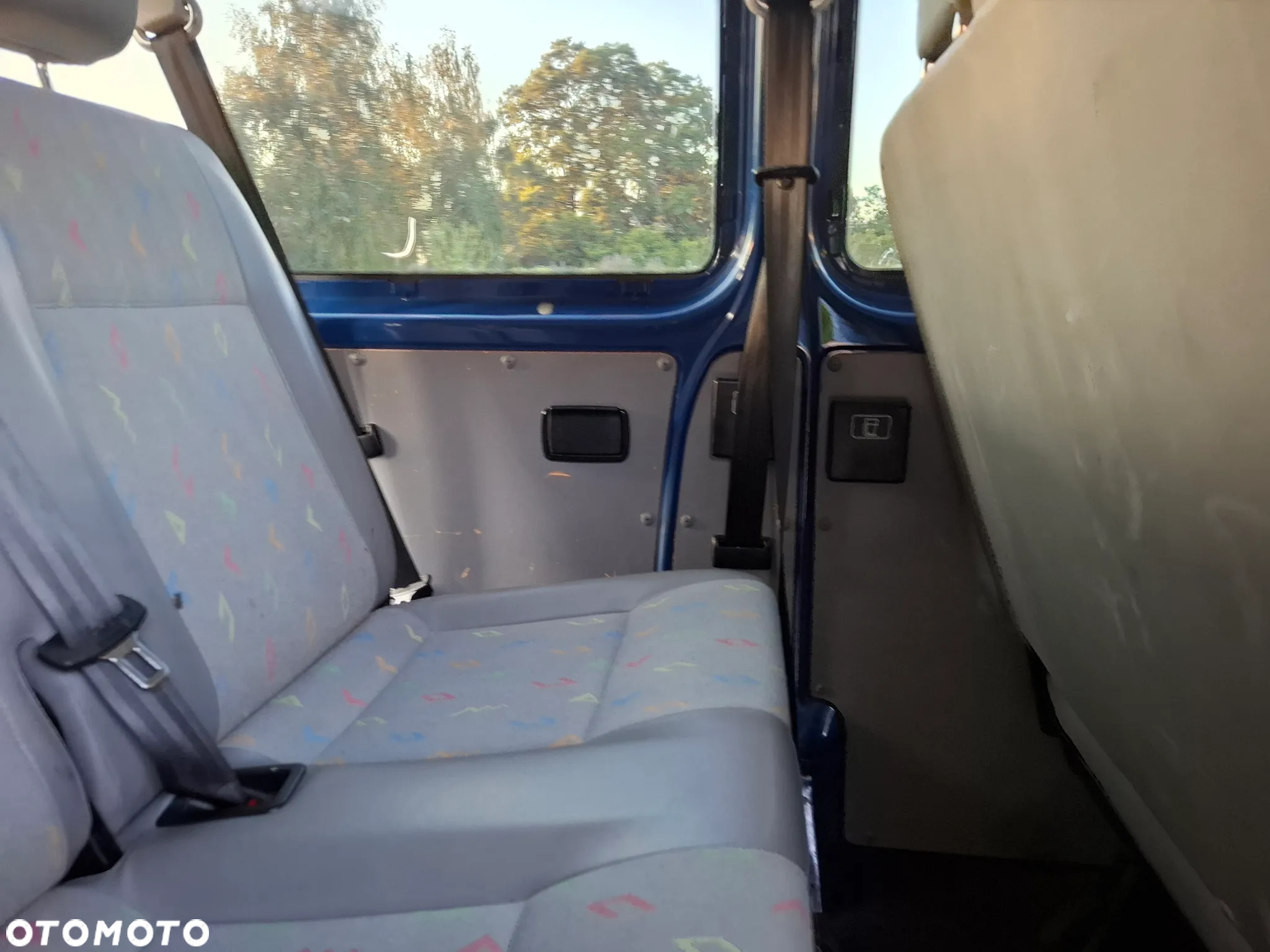 Volkswagen Transporter T5 TDI L2H1 - 21