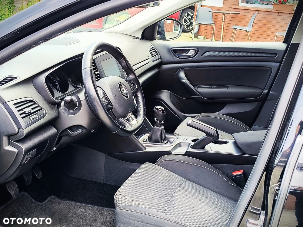 Renault Megane 1.2 Energy TCe Limited - 5