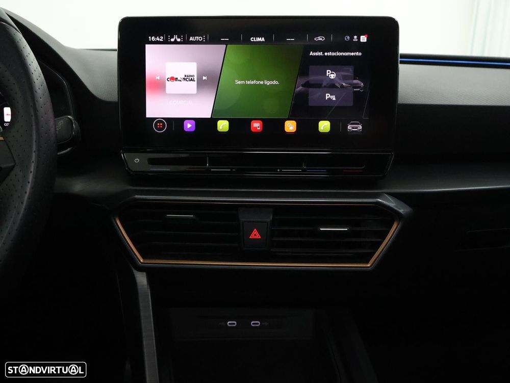 Cupra Leon ST 1.5 eTSI MID DSG - 25