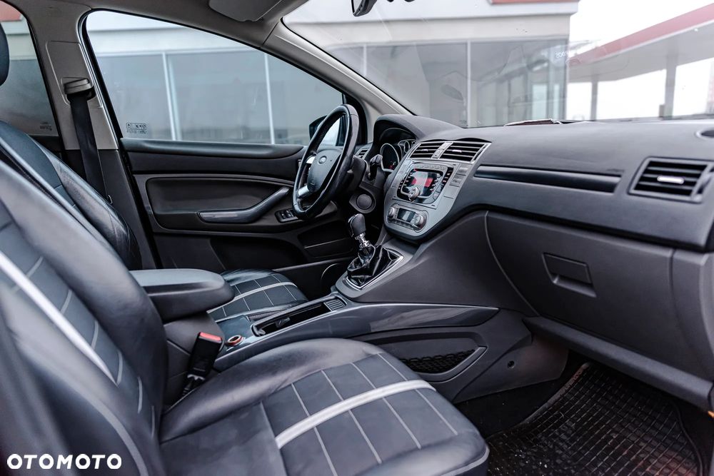 Ford Kuga 2.0 TDCi 4x4 Titanium - 11