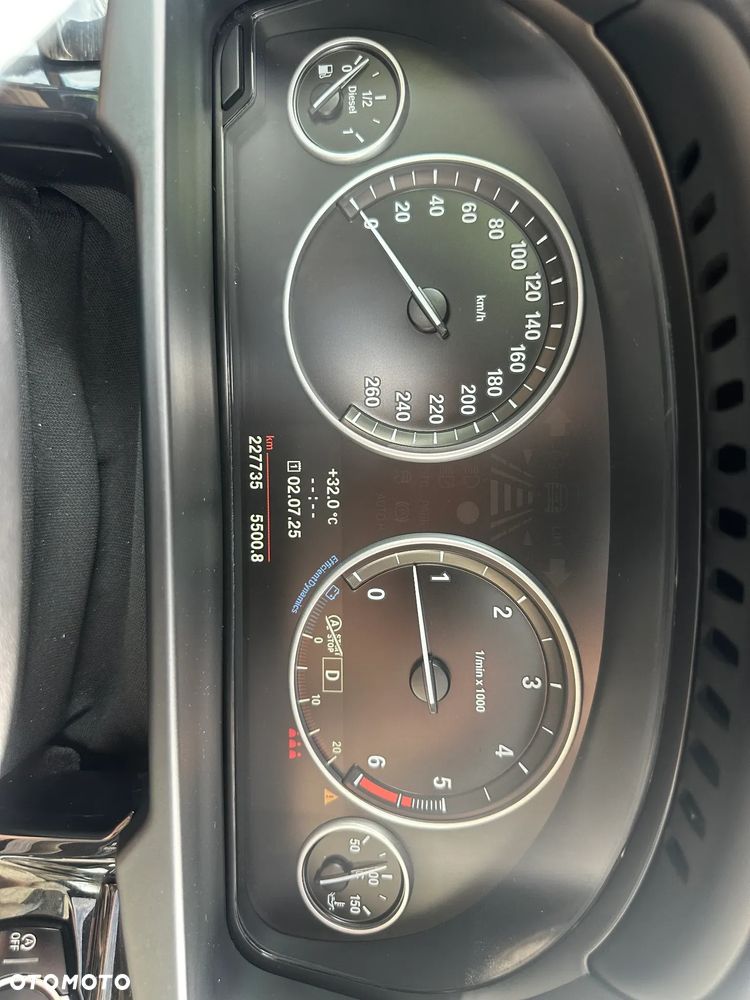 BMW X5 xDrive40d - 19
