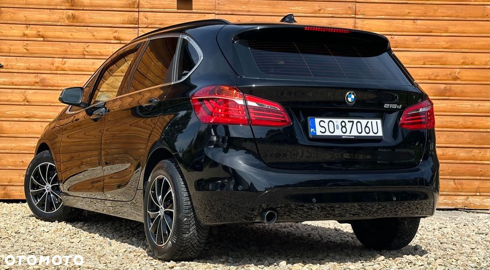 BMW Seria 2 218d - 5