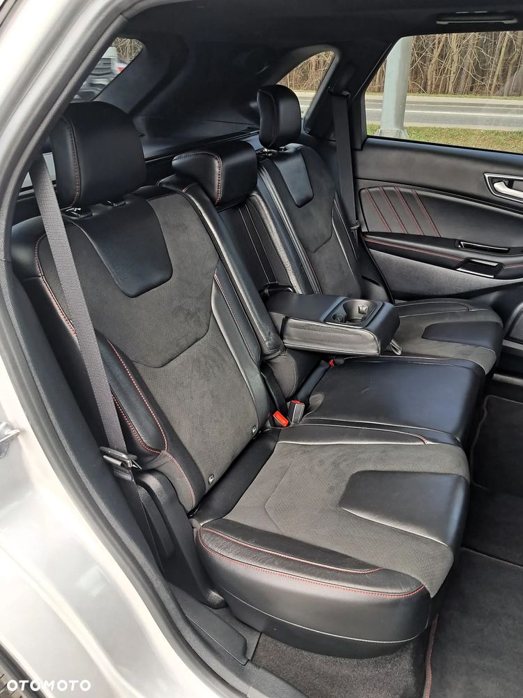 Ford Edge 2.0 EcoBlue Bi-Turbo 4x4 ST-LINE - 14