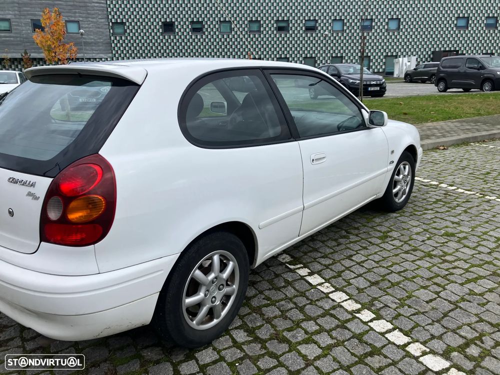 Toyota Corolla 2.0 D-4D - 2