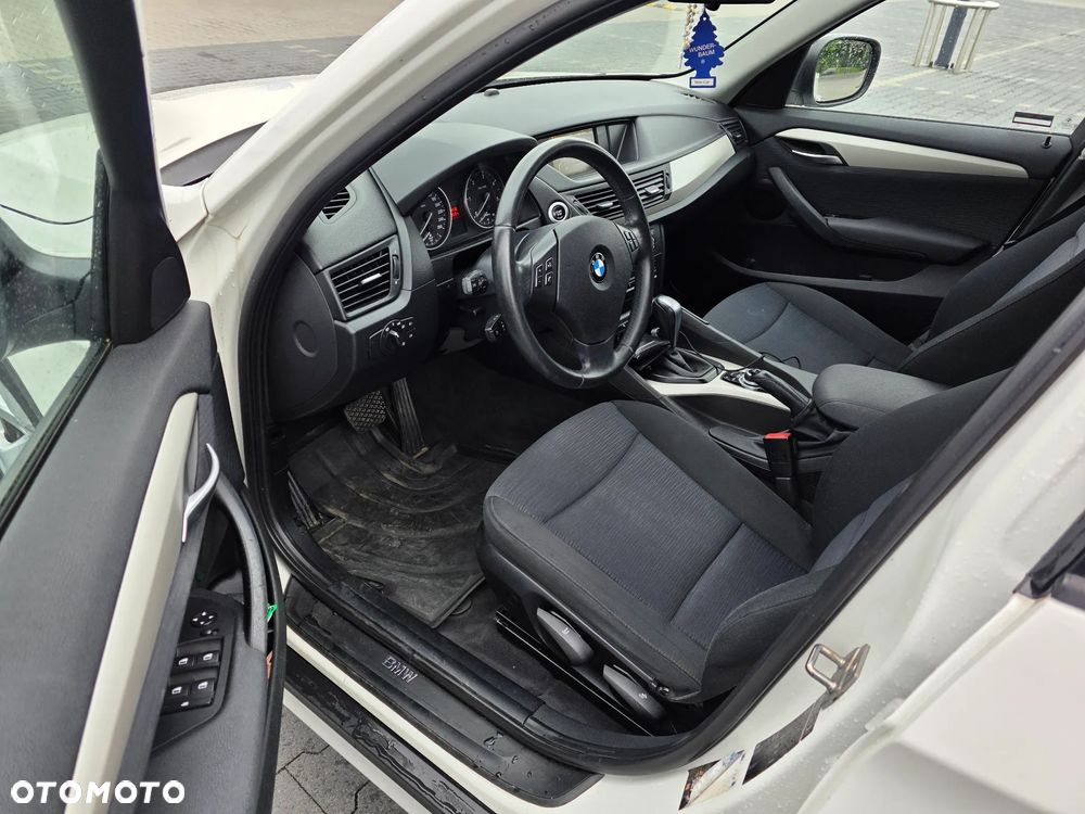 BMW X1 sDrive18d - 8