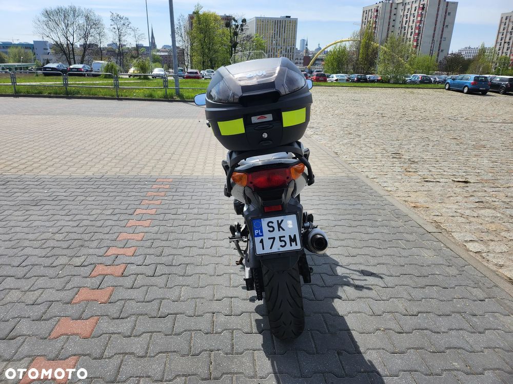 Honda CBF - 9