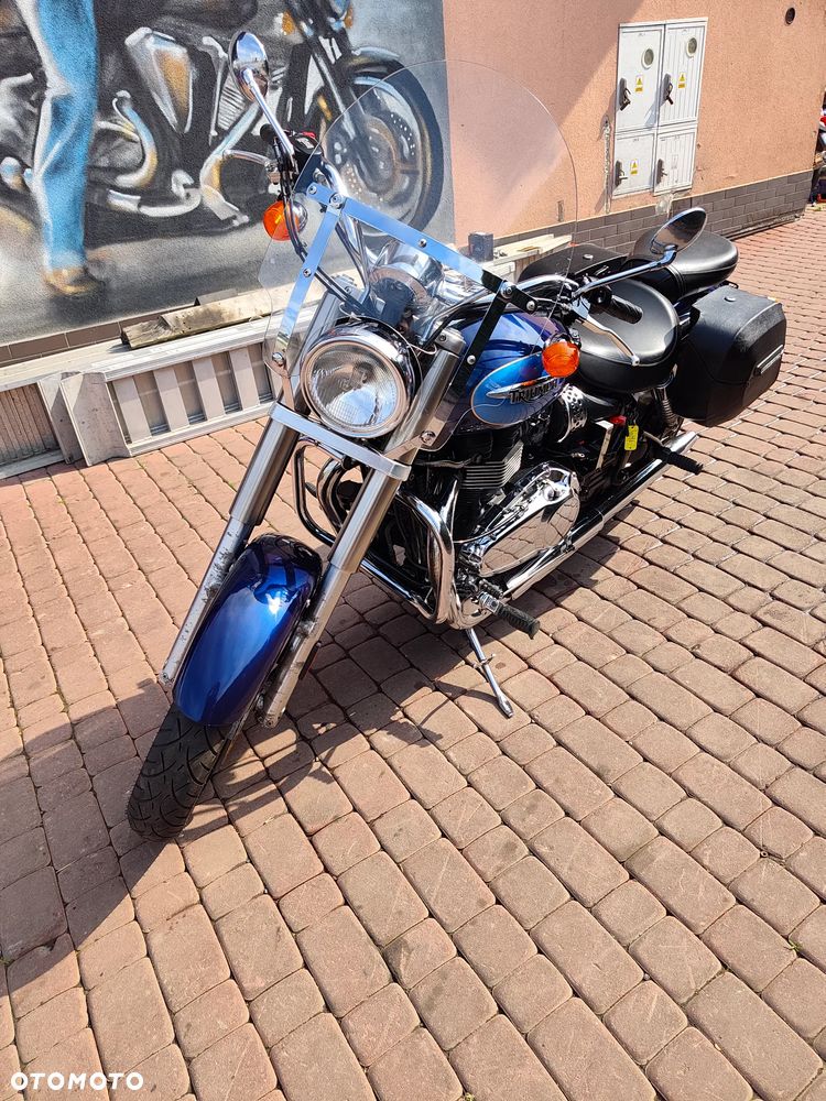 Triumph America - 23