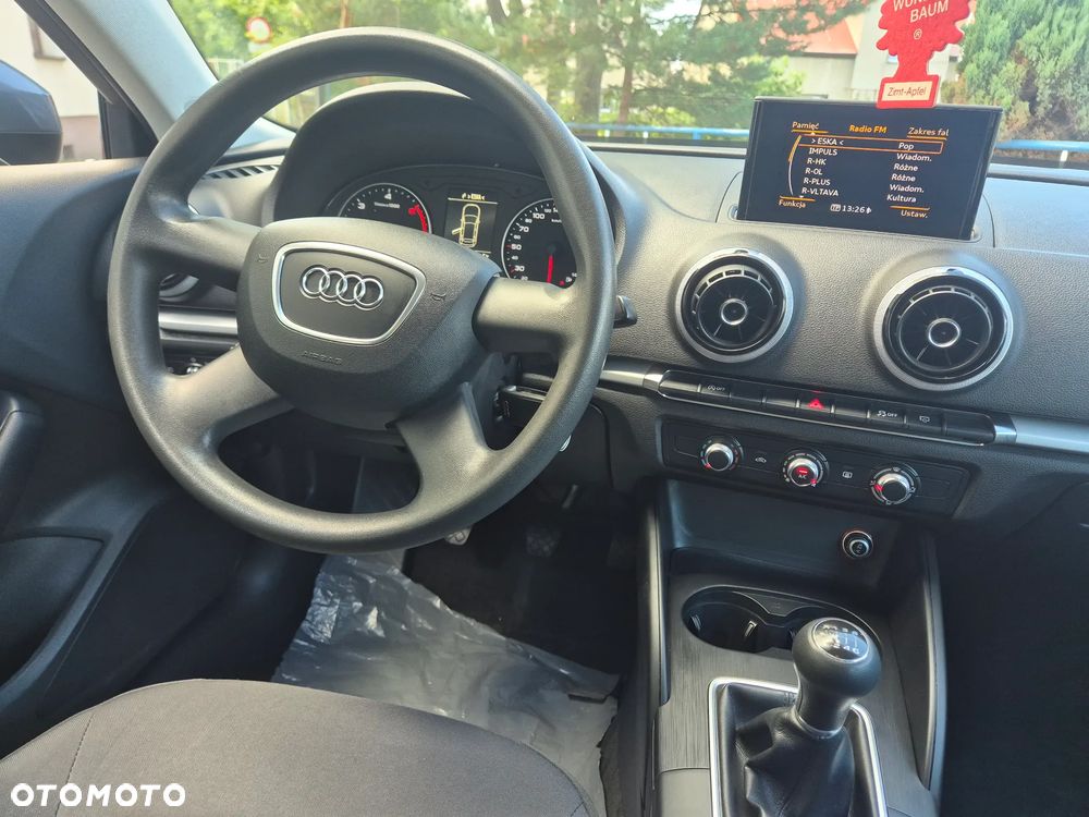 Audi A3 Sportback 1.6 TDI Attraction - 19