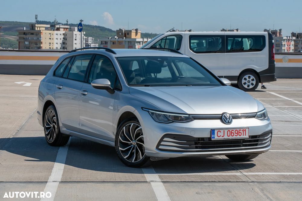 Volkswagen Golf Variant 2.0 TDI SCR DSG Life - 2