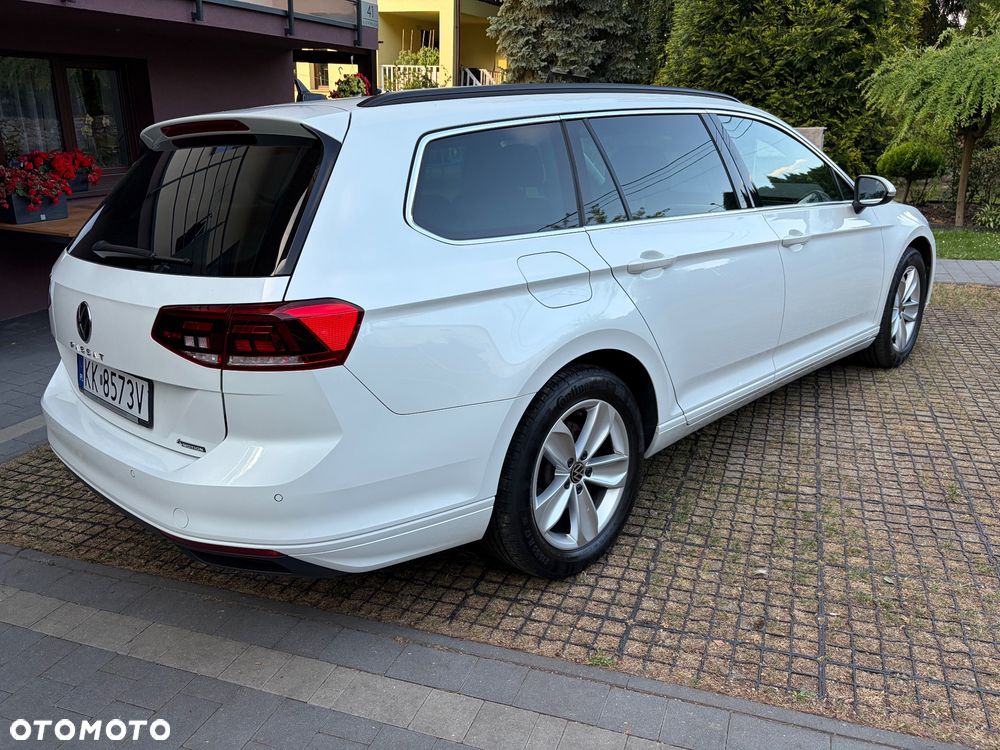 Volkswagen Passat 2.0 TDI SCR DSG 4Motion Business - 9