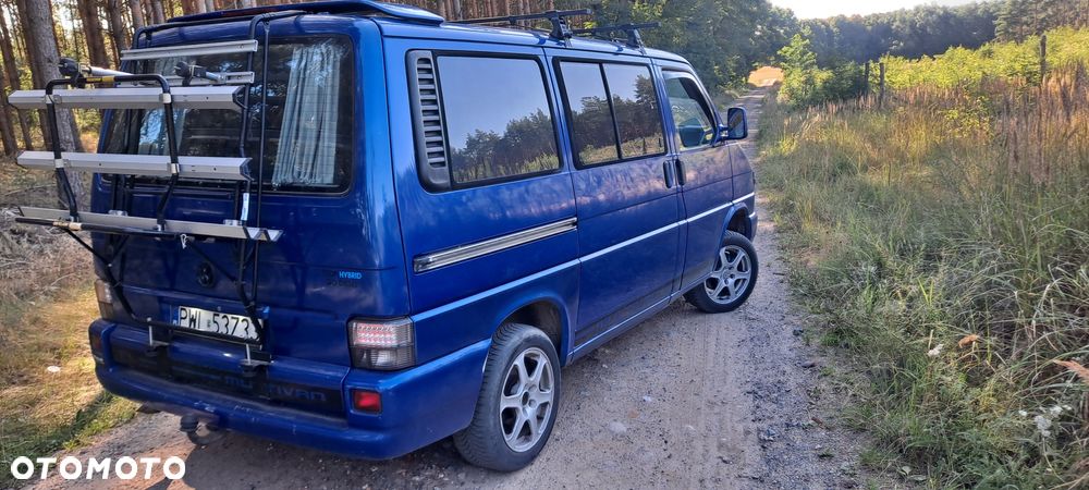 Volkswagen Multivan - 2