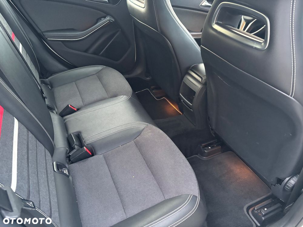 Mercedes-Benz Klasa A 180 (BlueEFFICIENCY) Urban - 8