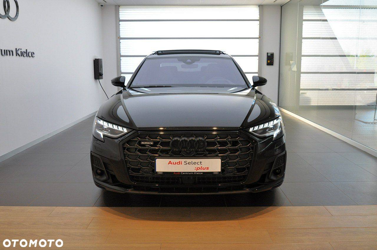 Audi A8 - 6