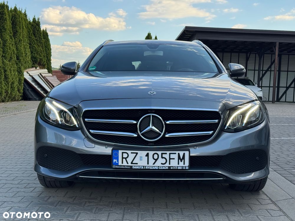 Mercedes-Benz Klasa E 300 de 9G-TRONIC Avantgarde - 22