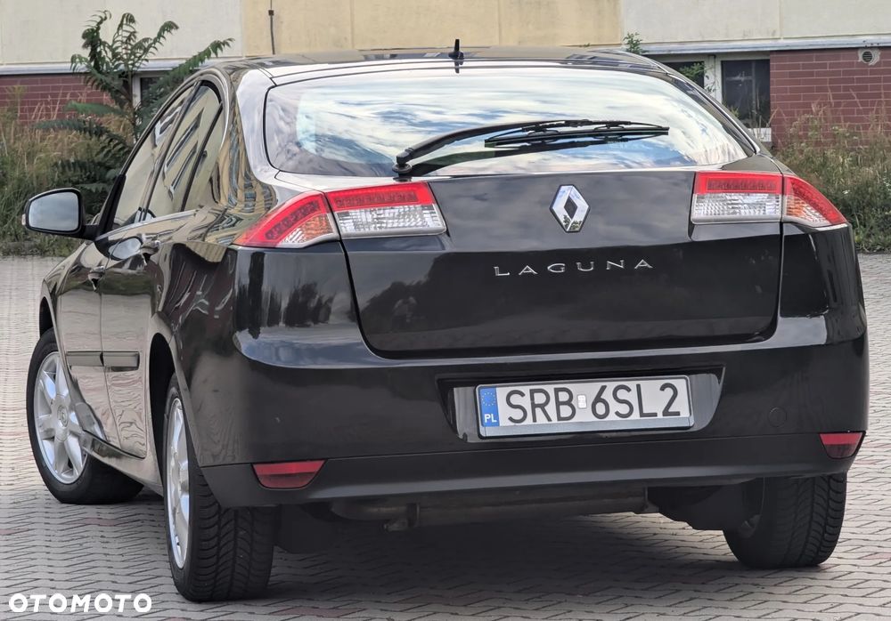 Renault Laguna dCi 110 FAP Dynamique - 17