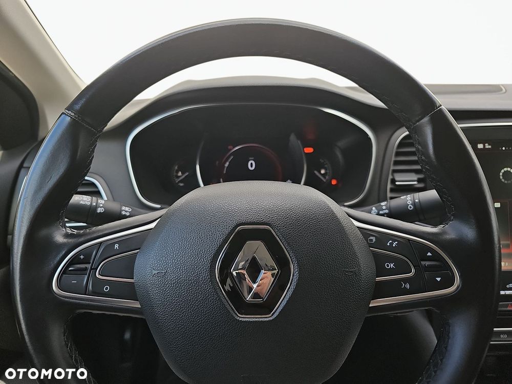 Renault Megane 1.5 Blue dCi Intens - 11