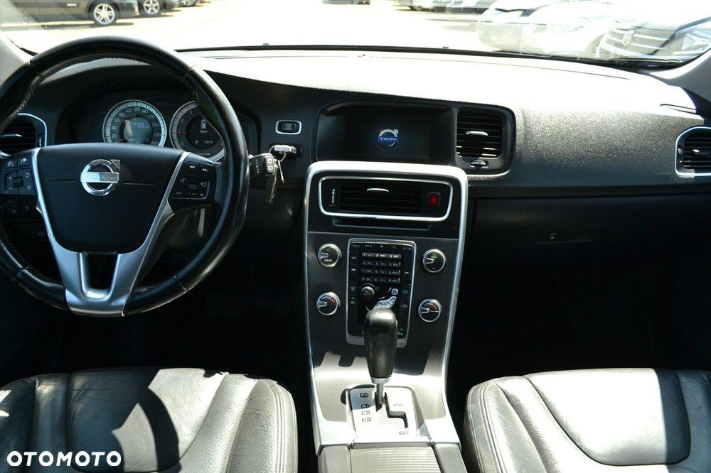 Volvo V60 - 10