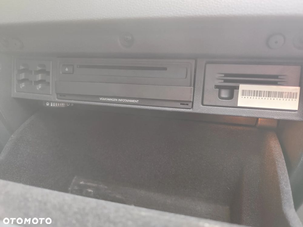 Volkswagen Golf 2.0 BlueTDI Comfortline - 16