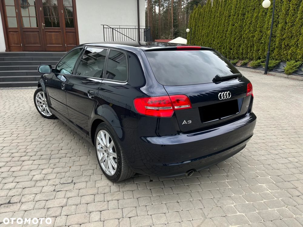 Audi A3 Sportback 2.0 TDI DPF Ambiente - 3