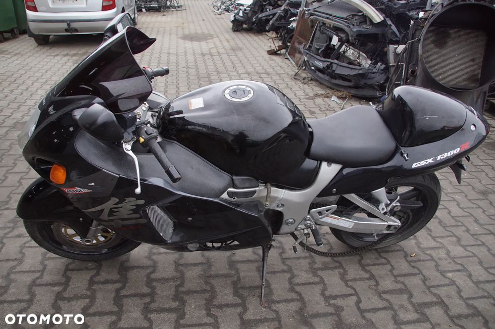 SKUP AUT 692324777 MOTOCYKLI MASZYN ROLNICZYCH BUDOWLANYCH AUT OSOBOWYCH CIĘŻAROWY POJAZD NA CZĘŚCI SUZUKI GSX 1300R HAYABUSA 1999 STACJA DEMONTAŻU POJAZDÓW AUTOSTROISZ LIPNO BOREK 14A SZROT ZŁOMOWANIE ZŁOMOWISKO - 8