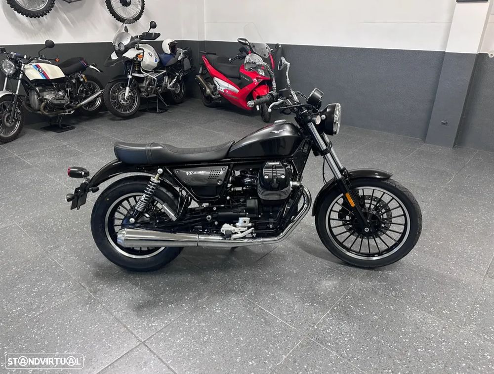 Moto Guzzi V9 V9 Roamer - 2