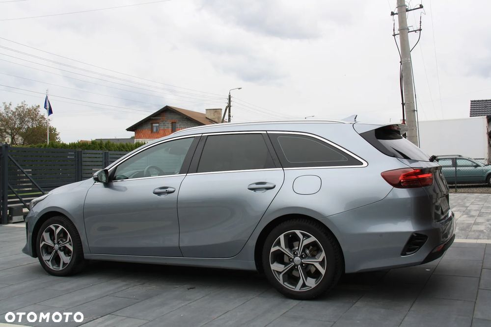 Kia Ceed 1.4 T-GDI OPF Platinum Edition - 17