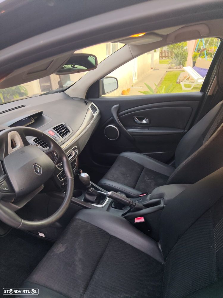 Renault Mégane 1.5 dCi Luxe - 6