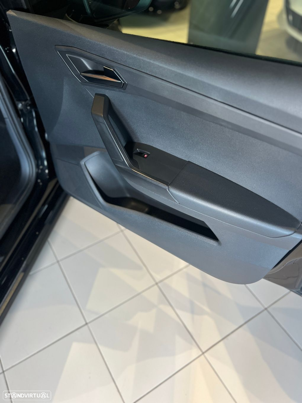 SEAT Arona 1.0 TSI Style - 29