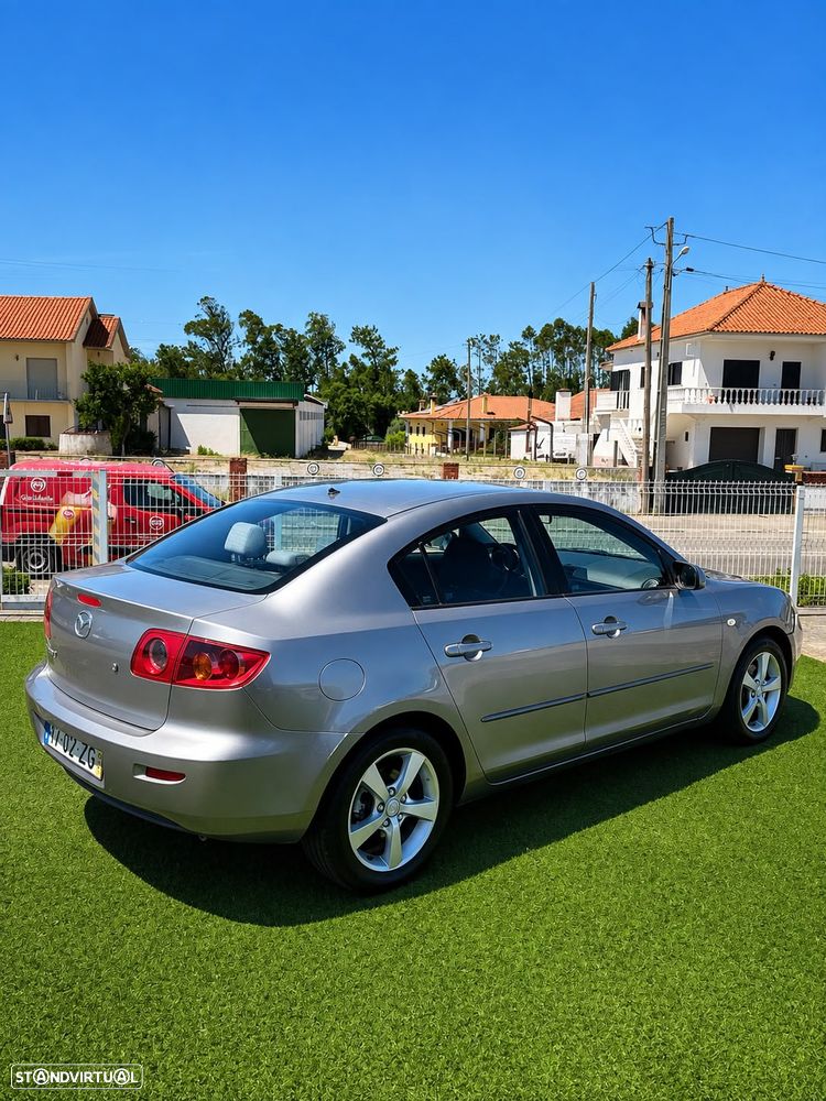 Mazda 3 Sedan - 1